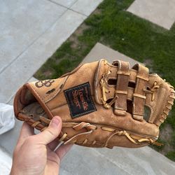 Baseball Glove Mitt - Youth