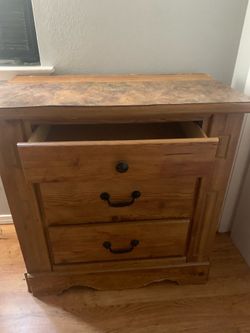 2 set of large wood night stands