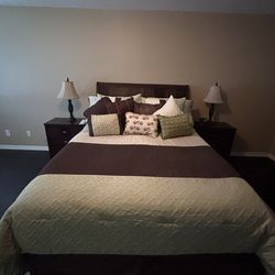 Queen Bedroom set