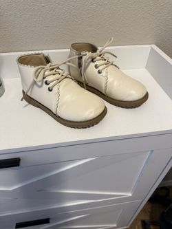 Leather boots (girls)
