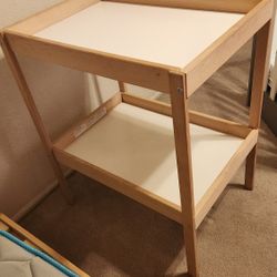 IKEA Sniglar Changing Table