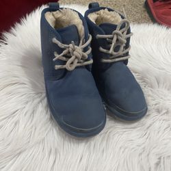 2y Uggs Boy Boots 