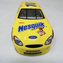 1999 Jeff Green #10 Nesquik Bunny NASCAR 1:64 Diecast Mattel Goodyear