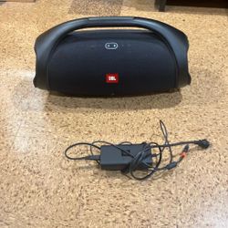 JBL boombox 2