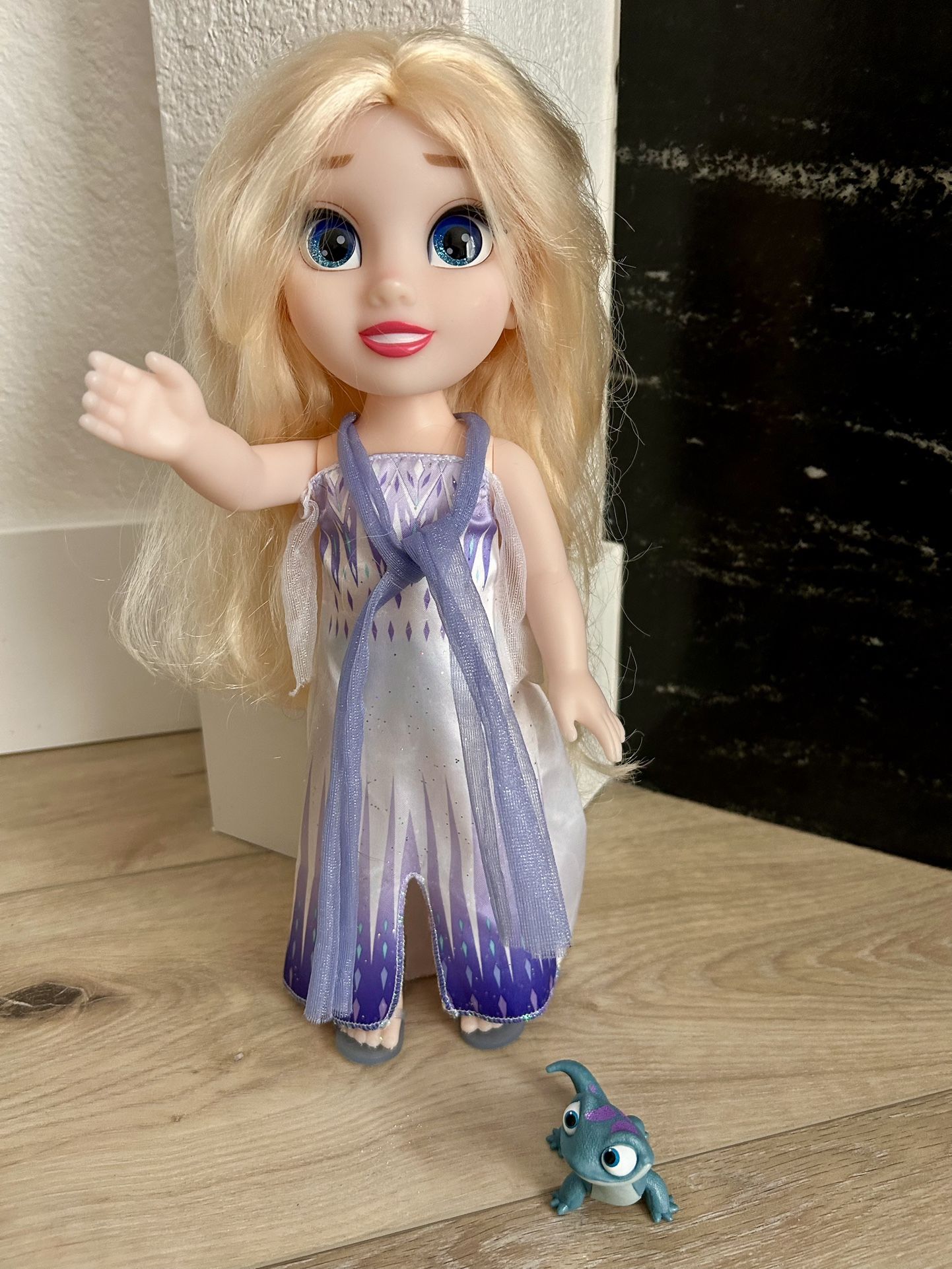 Disney Frozen Elsa Doll with Bruni the Salamander