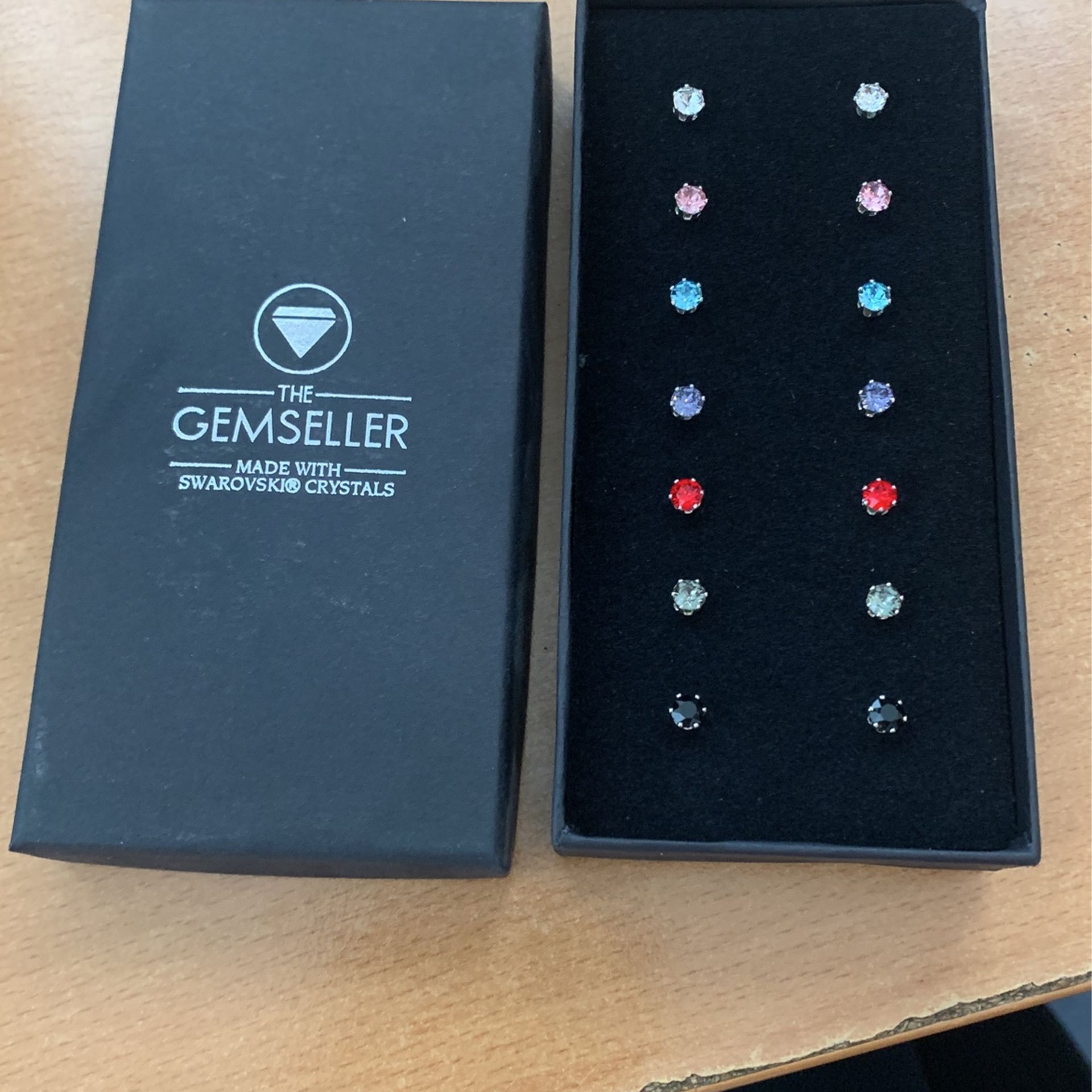 Gemseller Made With Swarovski Crystals 7 Set ***BRAND NEW***