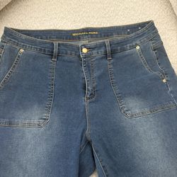 Selling Brand New Plus Size 18, Never Used Michael Kors Crop Blue Jeans, Nine West Navy Blue Skinny Jeans with buttons on ankle, 2 Bleu Brand Dark Blu