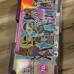 LOL Surprise OMG Remix Super Surprise 70+ Surprises, 4 Fashion Dolls & 4 Dolls