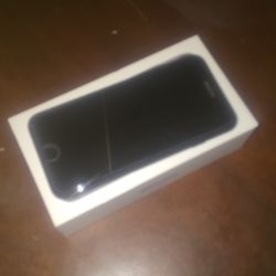 iPhone 7 For—— “Tracfone ONLY” NEW OPEN