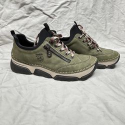 Rieker Angela 37 Women's Slip On Size 6.5