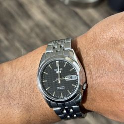 Seiko 5 Watch 