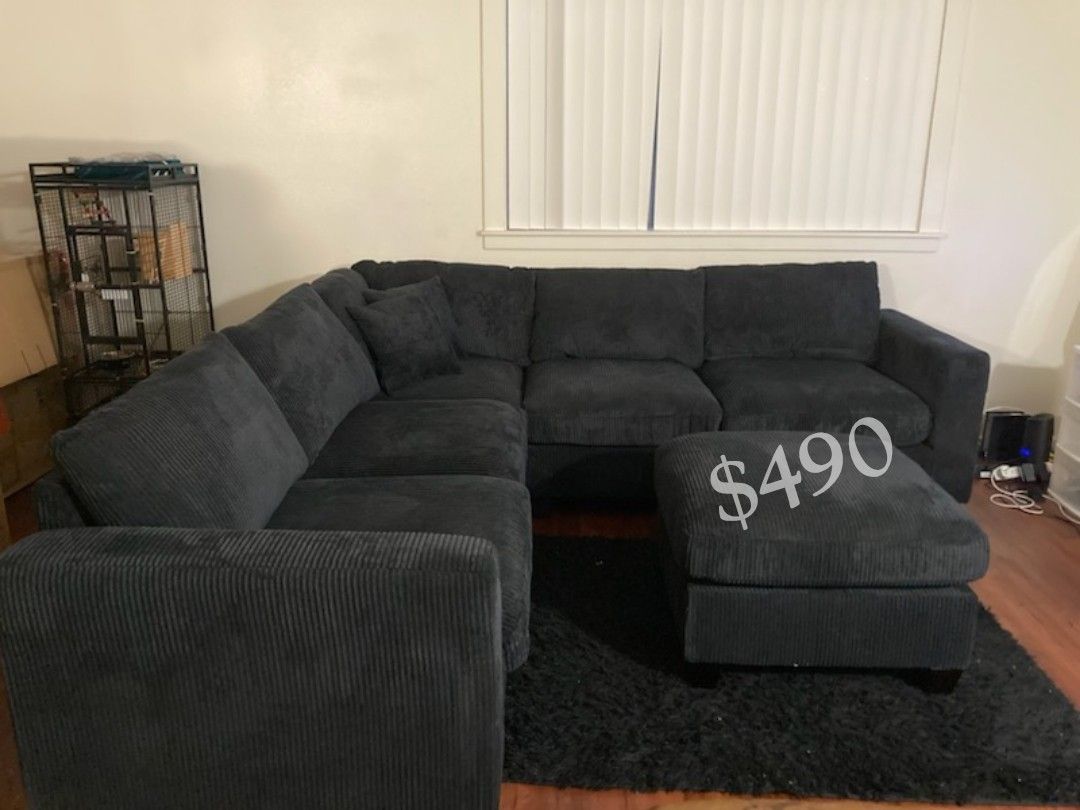 Beautiful 4-Pc Corduroy Sectional Sofa With Ottoman ✅No Tax ✅