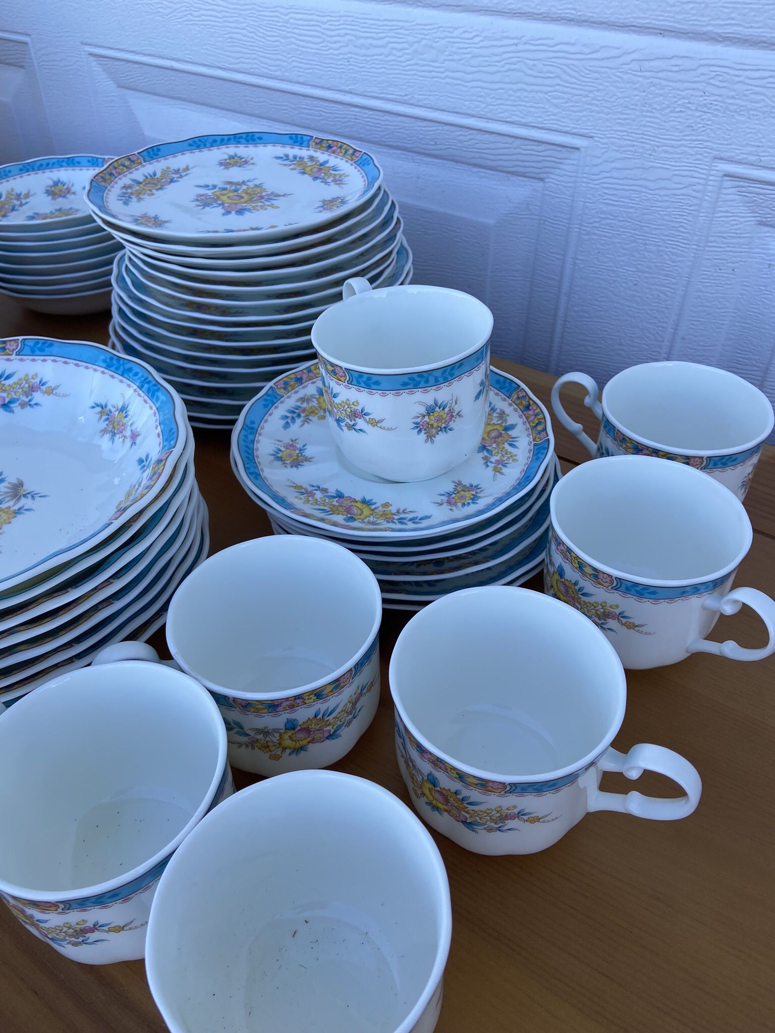 Mika's a Dishes