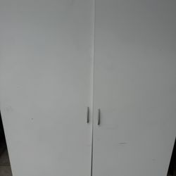 Storage Cabinet With Hangers /closet