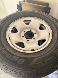 2023 Toyota Tacoma SR5 16 inch Wheels Tires OEM 245/75R16 Set of 4