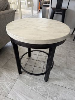 End table