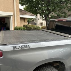 Switchblade Tonneau Cover Chevy Silverado 6ft Bed