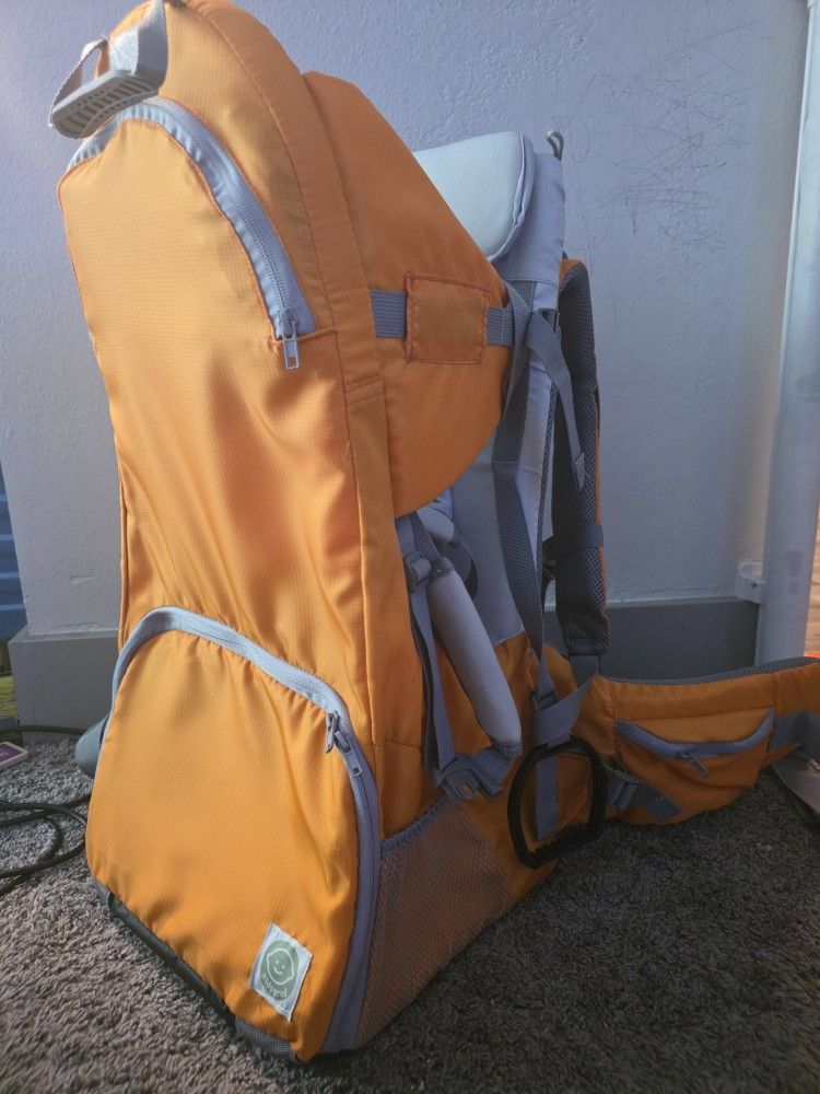 Baby/toddler hiking backpack carrier