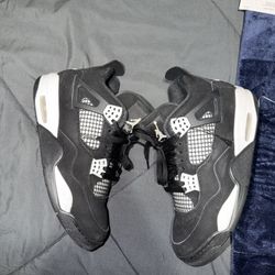 Jordan 4 Thunder