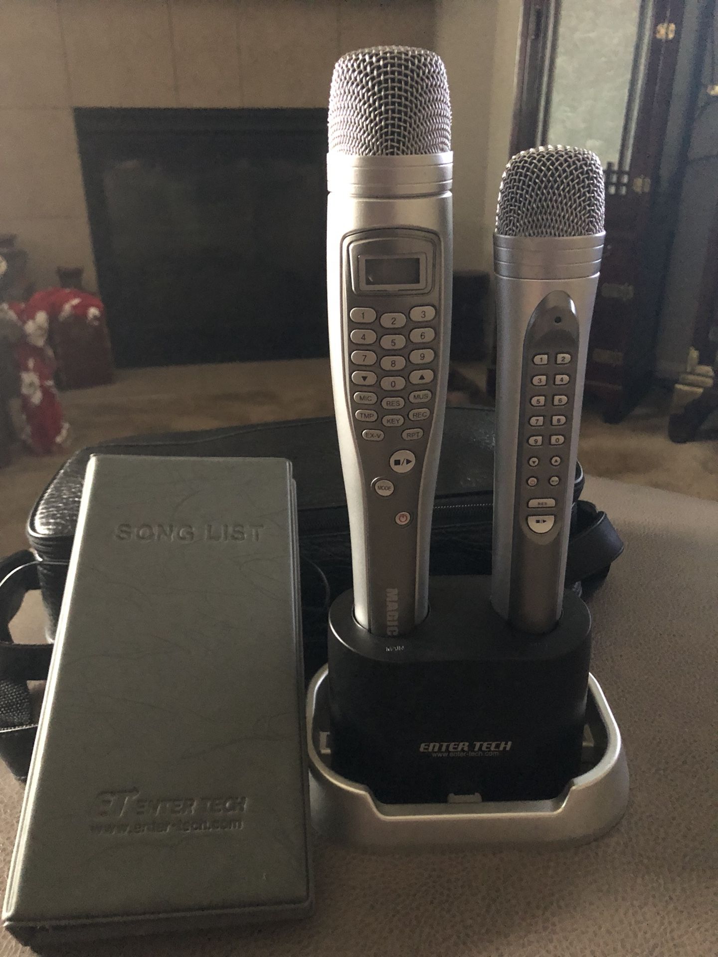 Entertech ED-8000 Magic Sing Karaoke System