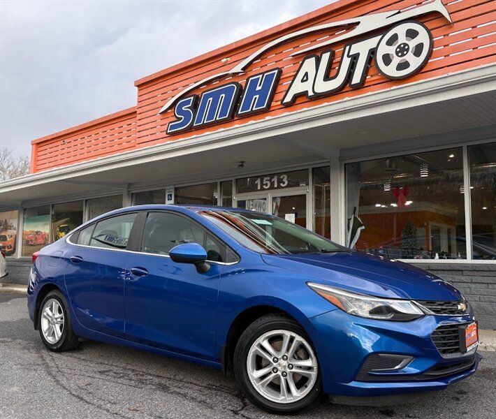 2017 Chevrolet Cruze LT Auto