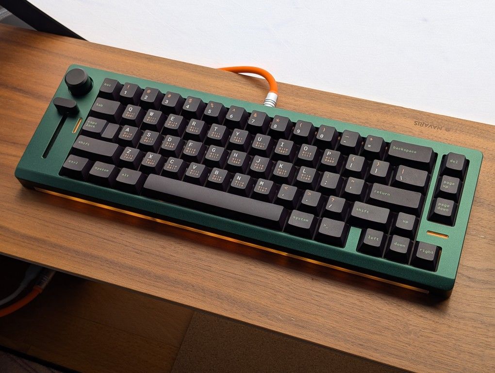 Vanguard65 VG65 - 65% Custom Fully Built Keyboard - Forest Green + GMK Terminal Keycaps