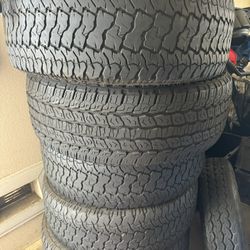 KUMHO TIRES P265/ 70 / R17 All Terrain 