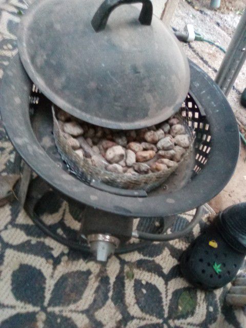 SMALL GAS FIREPIT$100.00