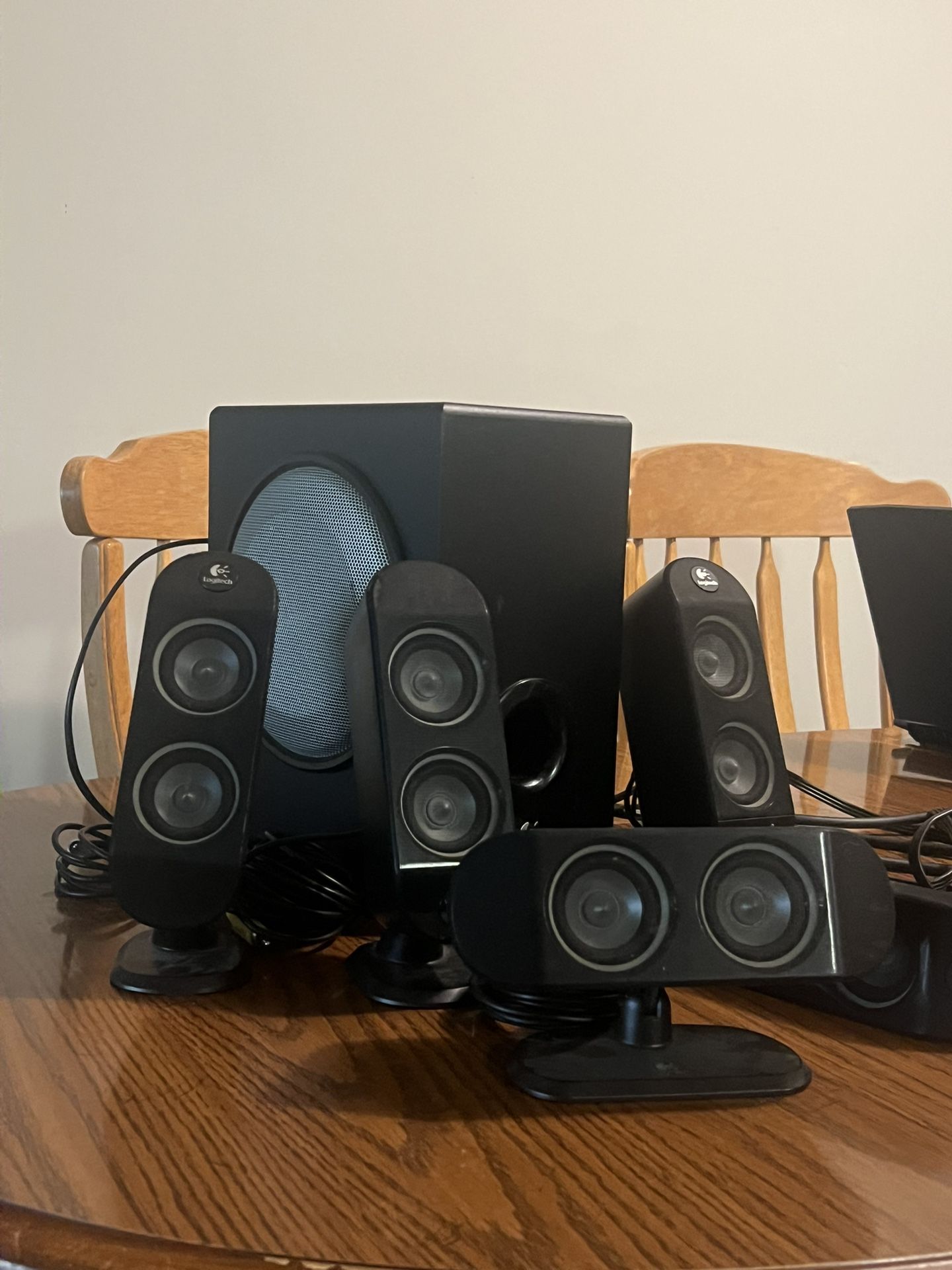 🔥LOGITECH X-530 5.1 SURROUND SOUND SYSTEM COMPLETE SET w/ Stands | URGENT SALE - $150 OBO (MUST SELL TODAY!)