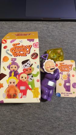 Teletubbies Fantasy Candy World Tinky Winky Figure