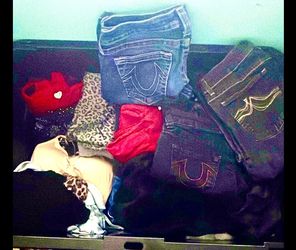 Bin full of clothes pick up only !