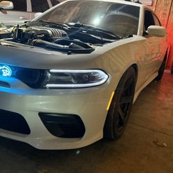 Dodge Charger Hellcat 
