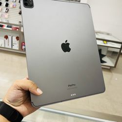 iPad Pro 6th Gen 12.9inch 128gb WiFi And Cellular