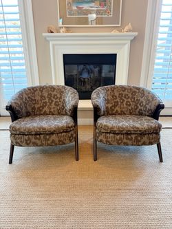 ** 2 MODERN ACCENT CHAIRS **