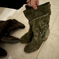 Boots Size 7