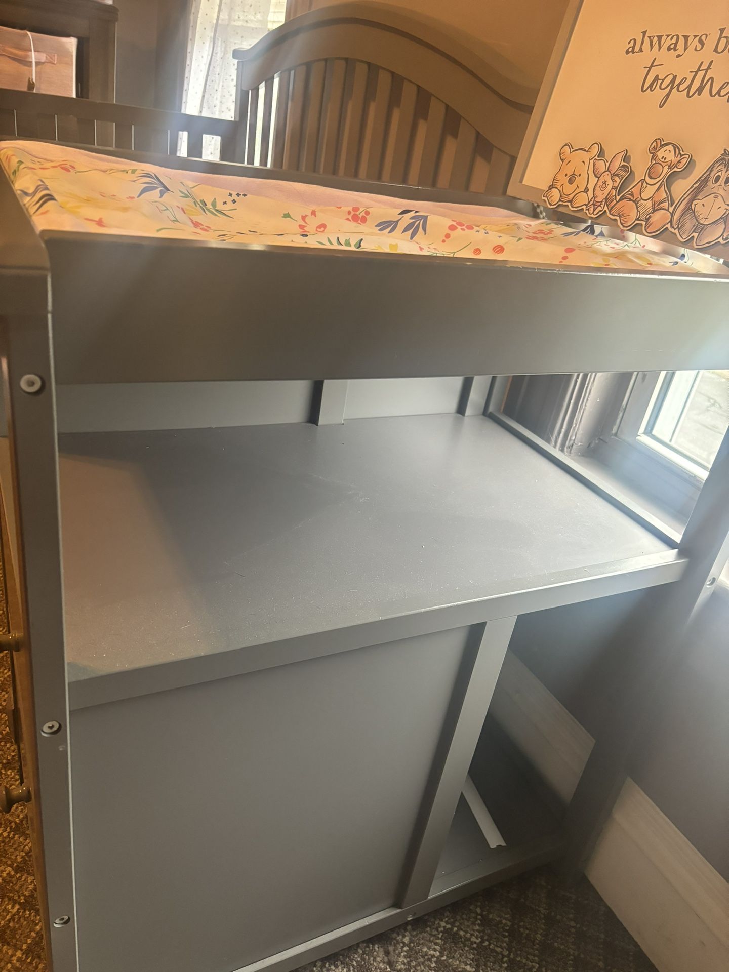Baby Crib/Toddler Bed 