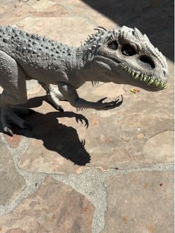 Jurassic world colossal endominous rex