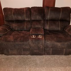 Old Cannery Couches NEED GONE BEFORE MAY 1ST