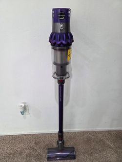 Dyson Vaccum V10 animal+