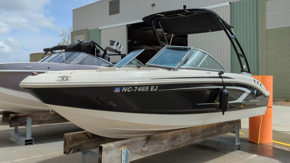 2019 Chaparral H2O sport