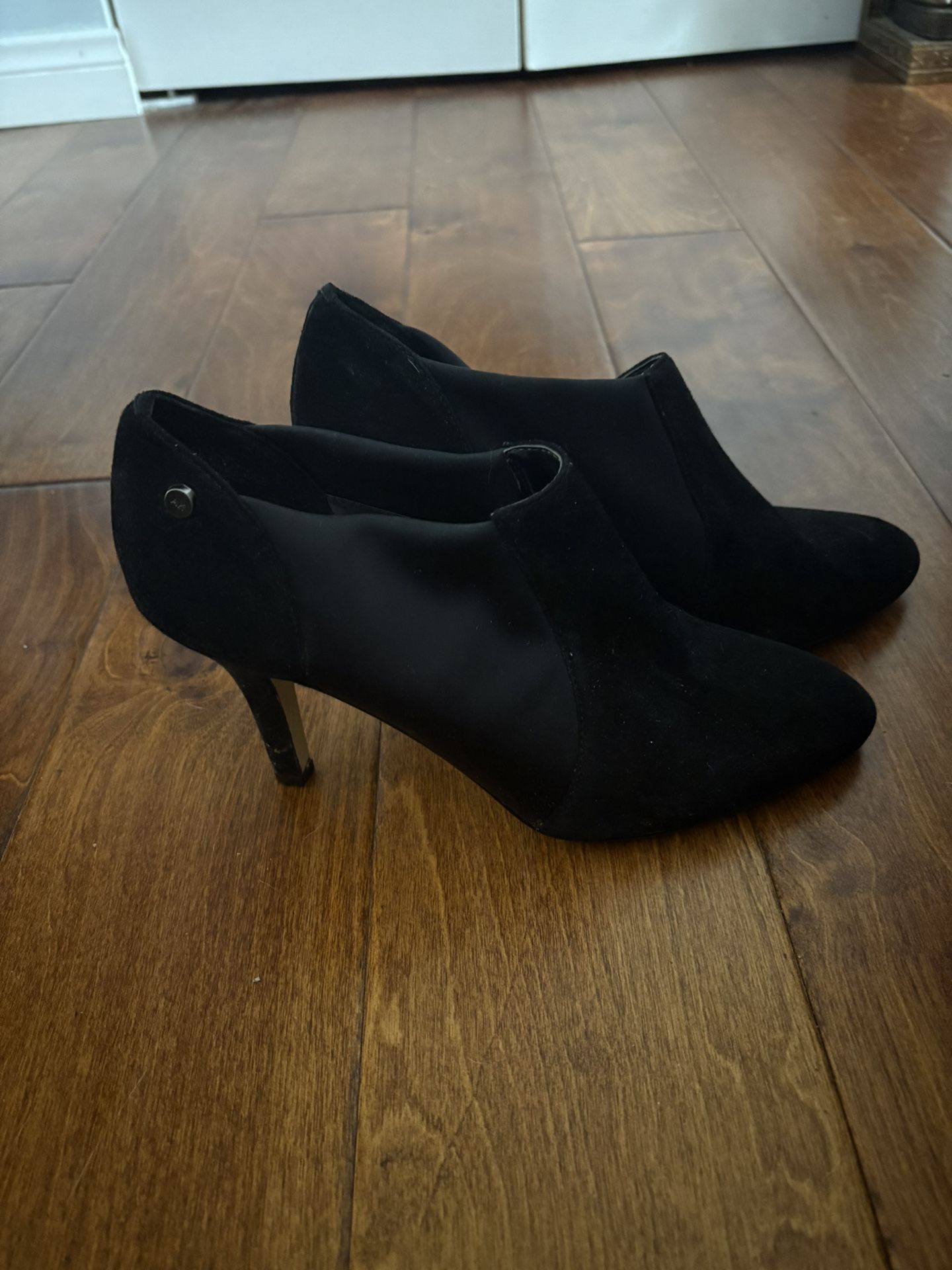 Anne Klein Black Heels