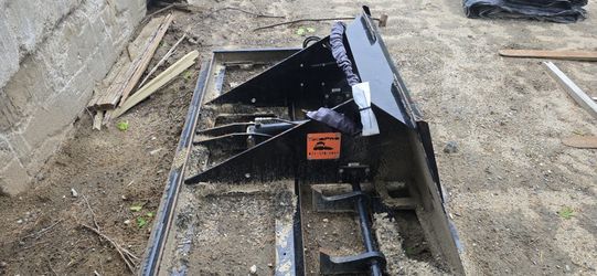 Skid steer land plane