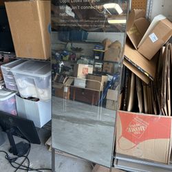 The Mirror Interactive Workout