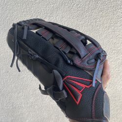 Easton Glove