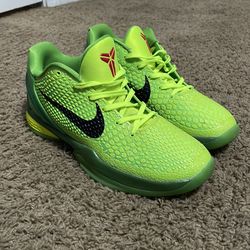 Kobe Grinches size 11