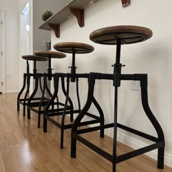 Bar Stools 