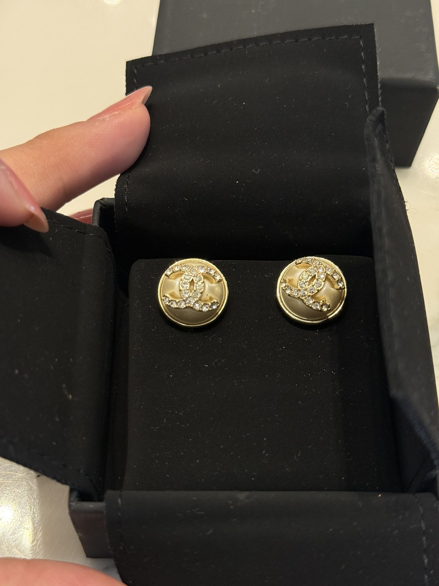 CHANEL pearl and crystal earrings