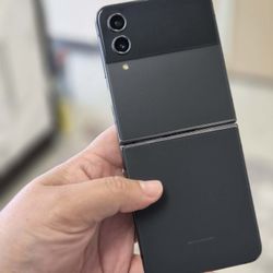 Galaxy ZFlip 4 UNLOCKED 128GB