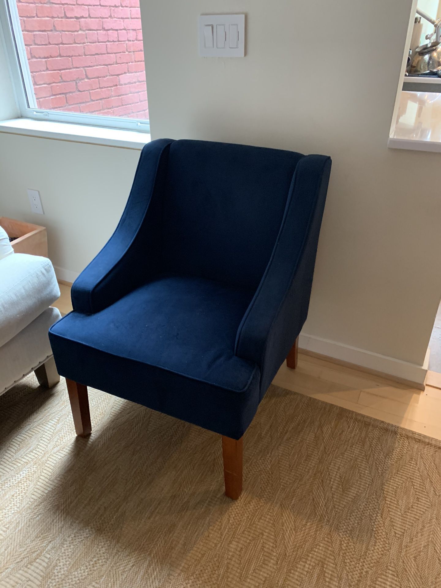 Dark Blue Velvet Accent Chair