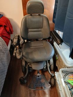 Jazzy evo 613li wheelchair